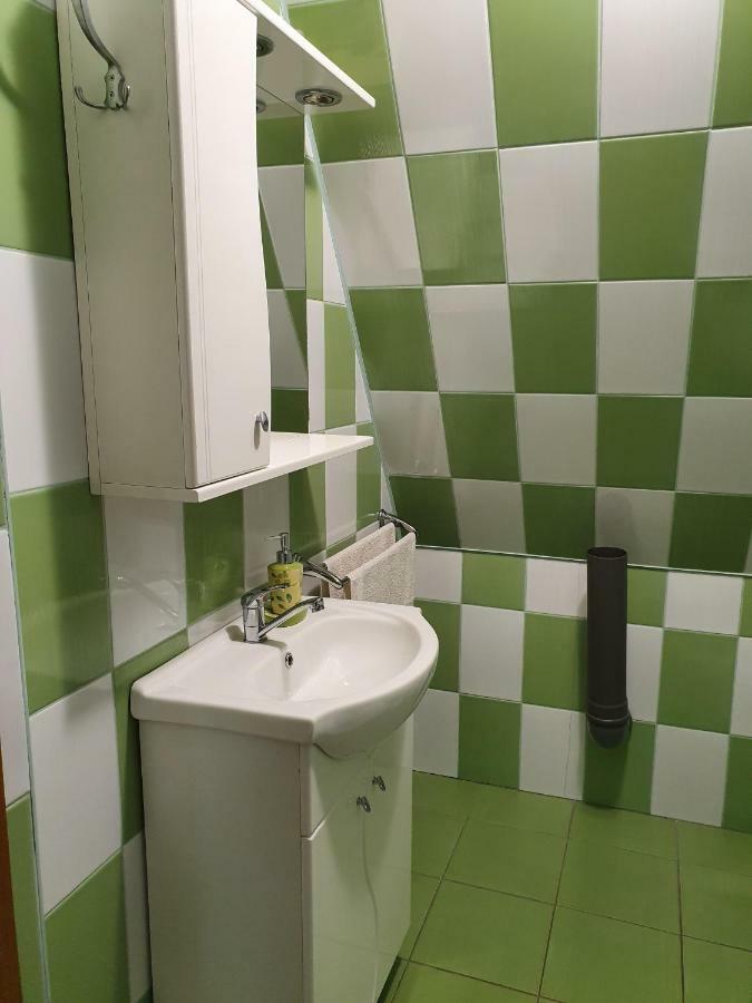 Kamilla Kulcsoshaz Villa Sub Cetate Ngoại thất bức ảnh